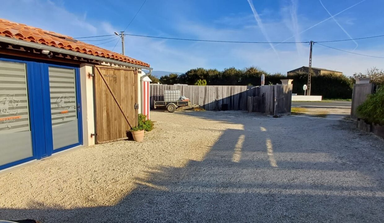 1772635514_VM2728_34_original