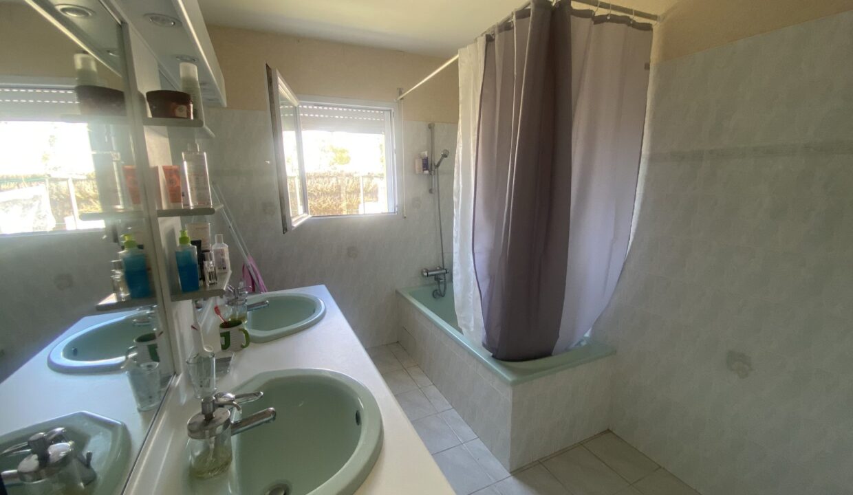 1773331162_VM3687_2_original