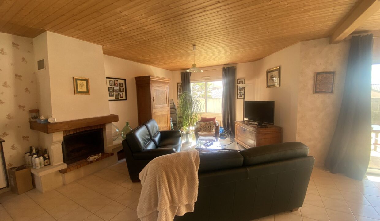 1773331166_VM3687_6_original