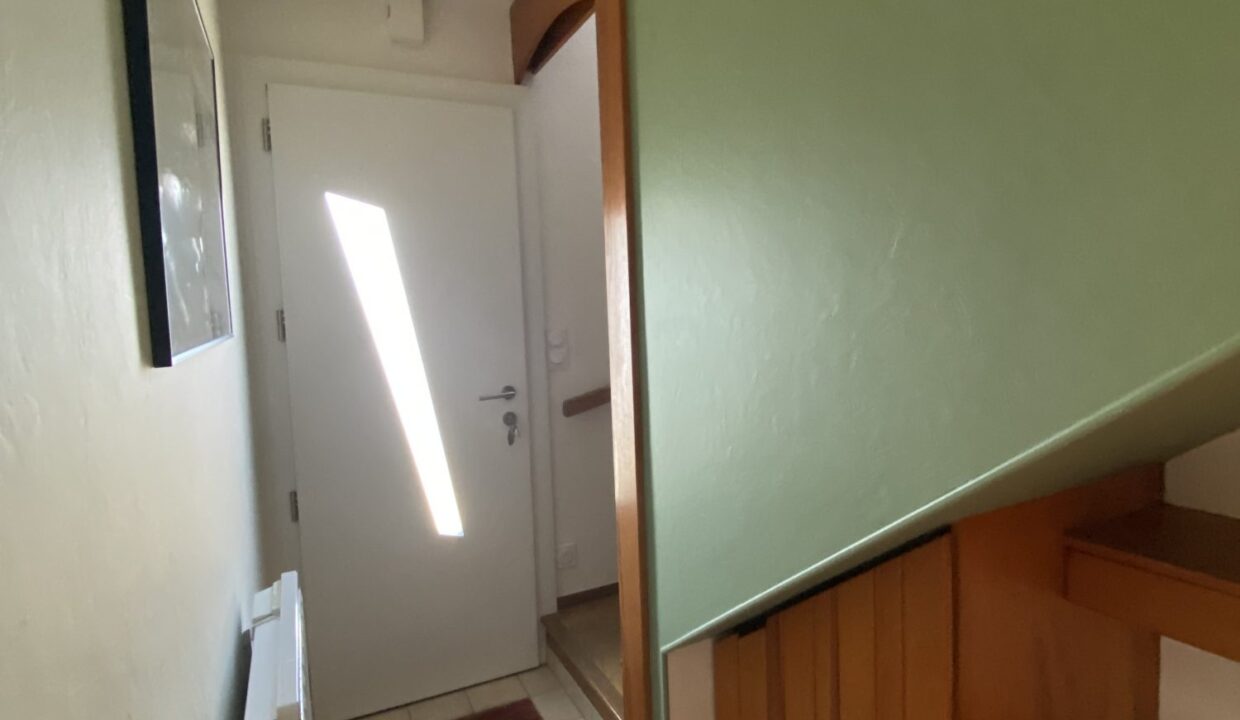 1773507486_VM3690_3_original