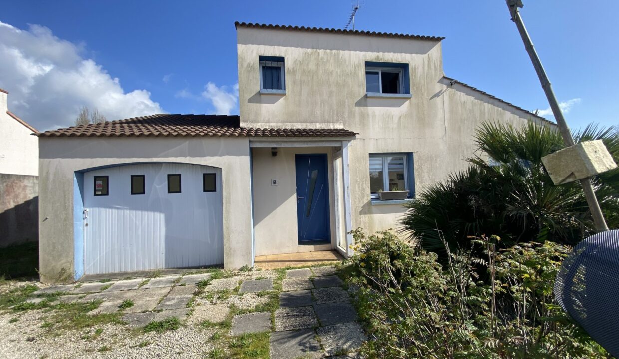 1773507493_VM3690_11_original