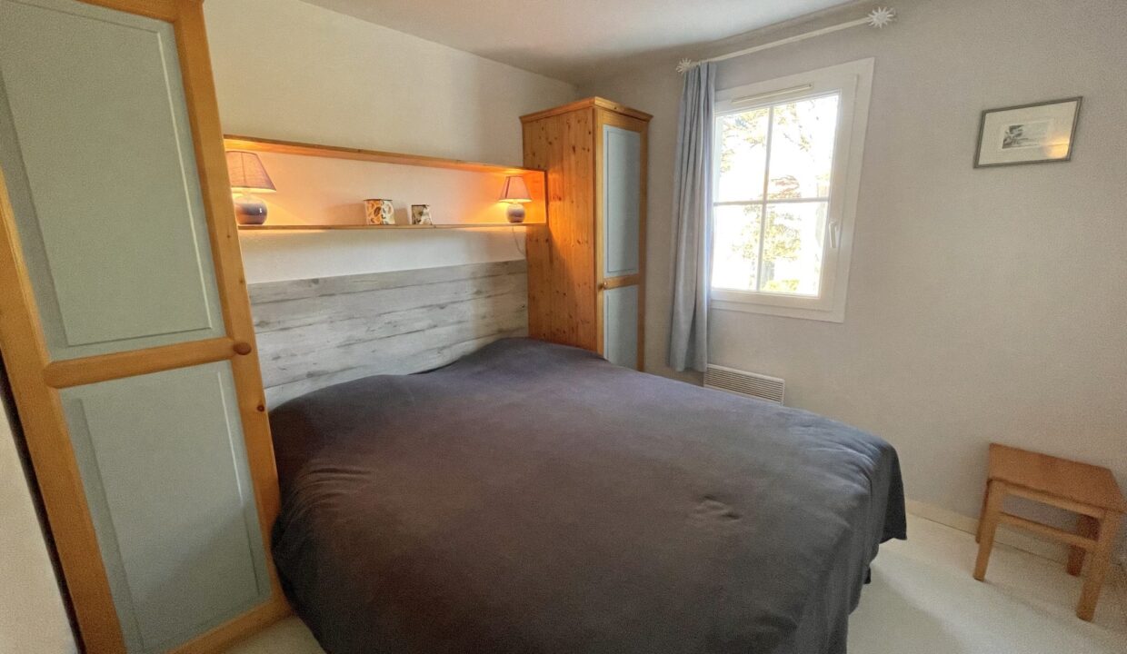 1773763764_VA2422_10_original