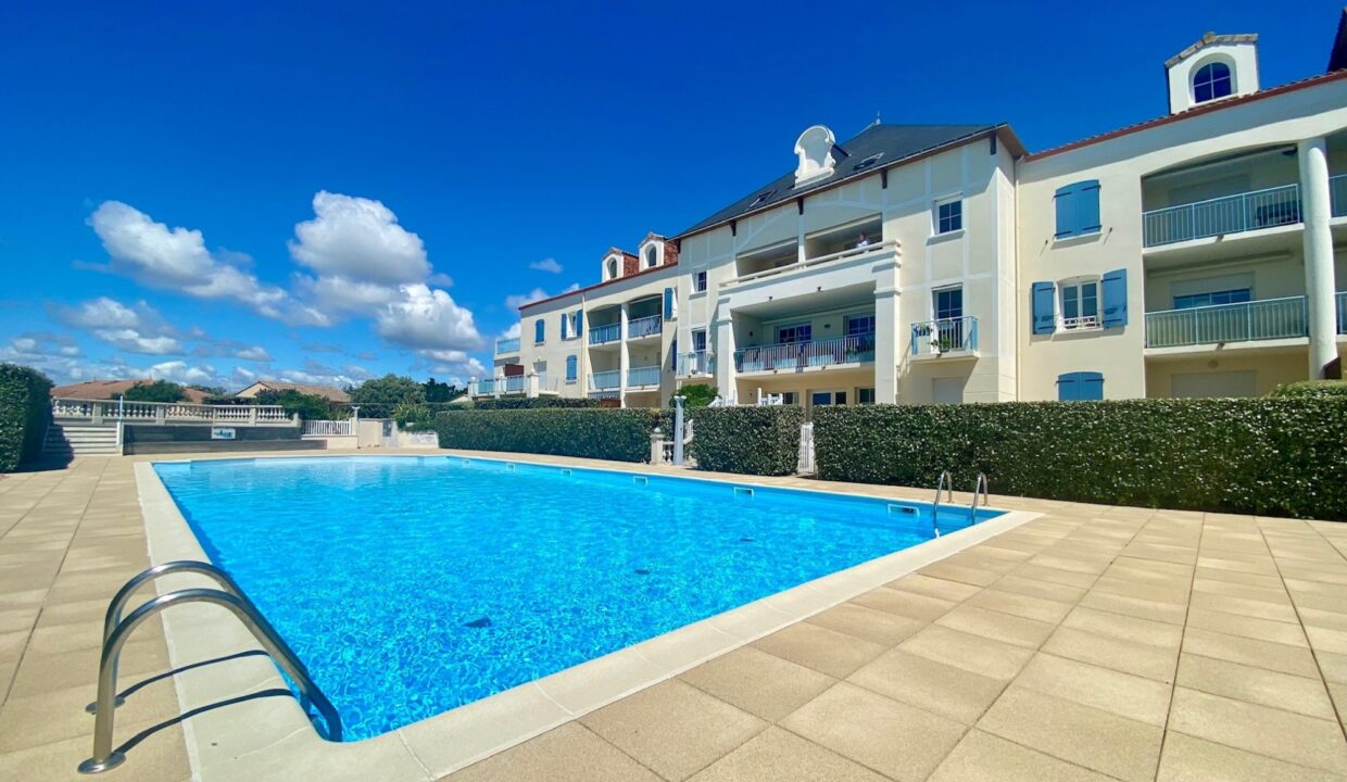 1773763766_VA2422_12_original