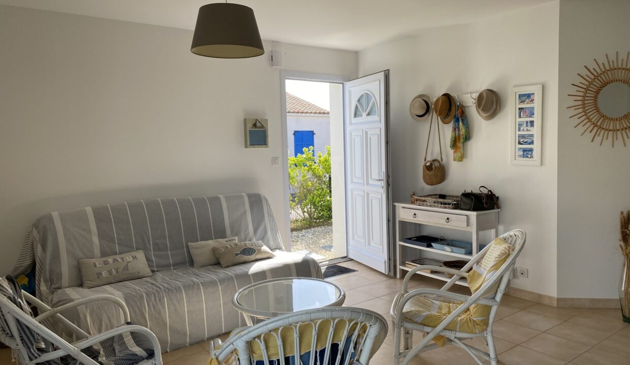 1774539422_VM3692_17_original