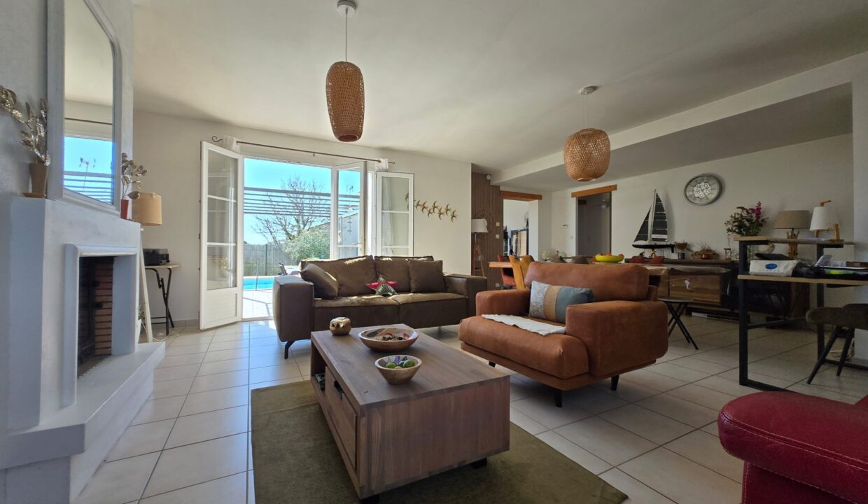 1774972948_VM3694_2_original