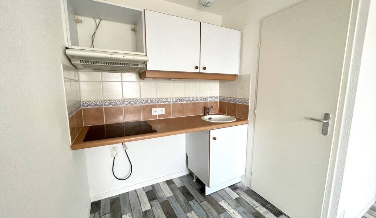 1775123407_LA2425_6_original