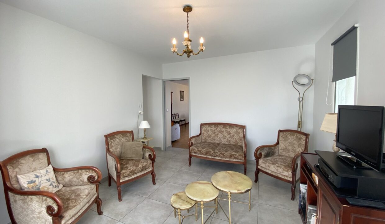 1776068697_VM3695_6_original