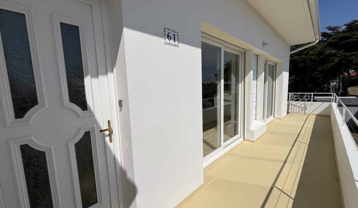 1776072308_LA2427_3_original