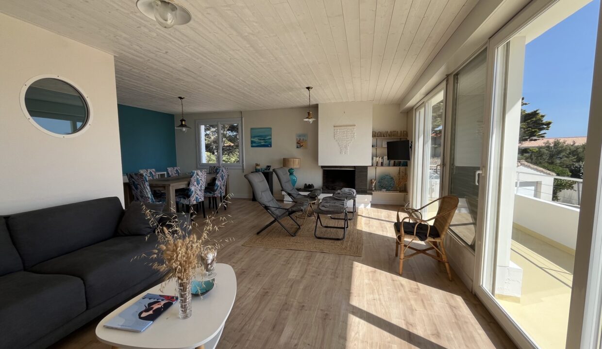 1776072309_LA2427_4_original