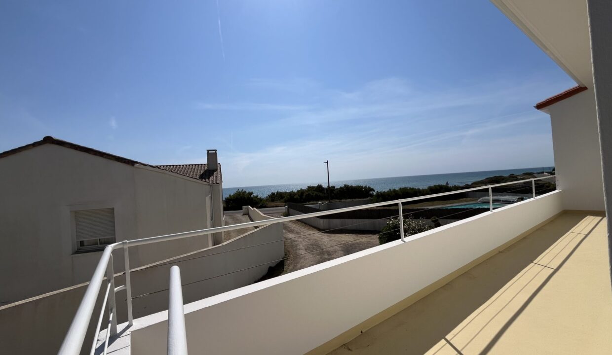 1776072316_LA2427_11_original