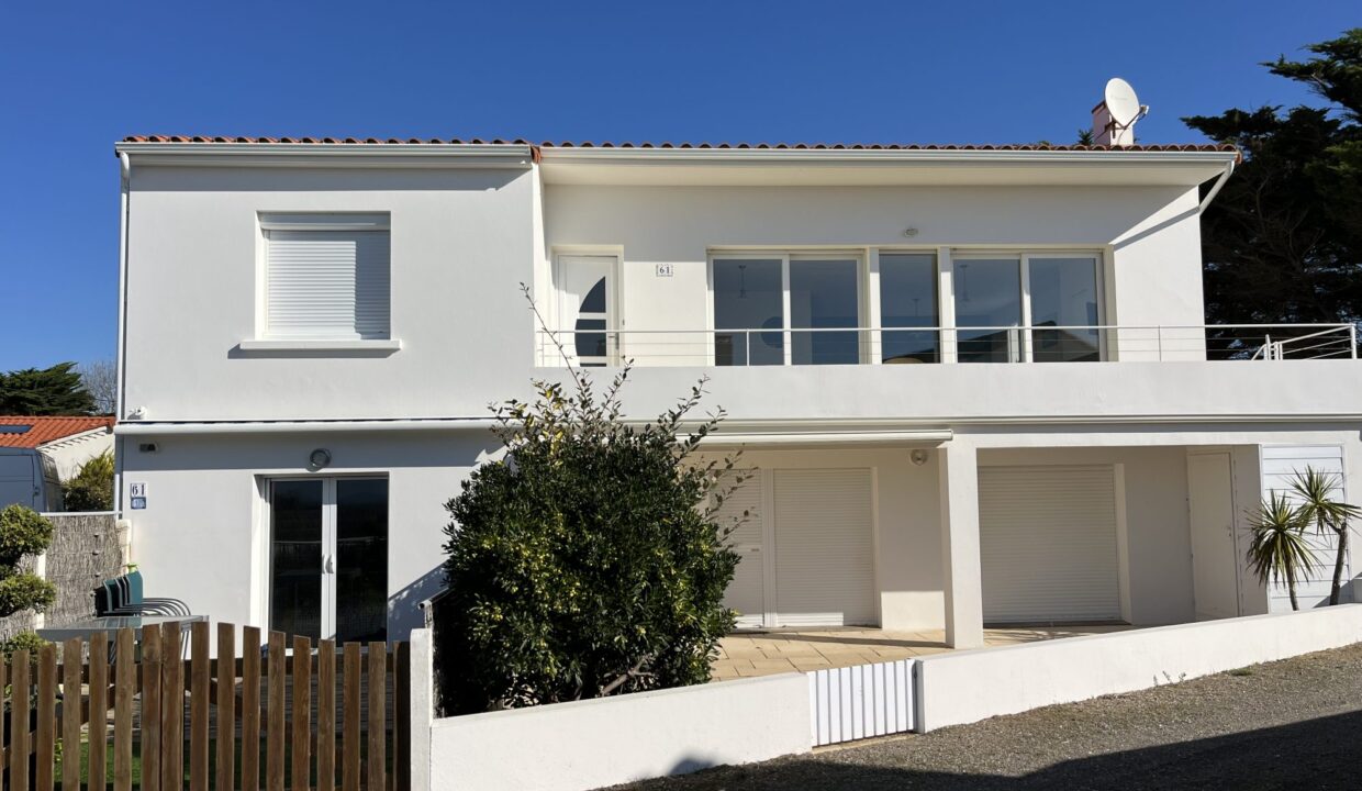 1776083423_LA2427_13_original